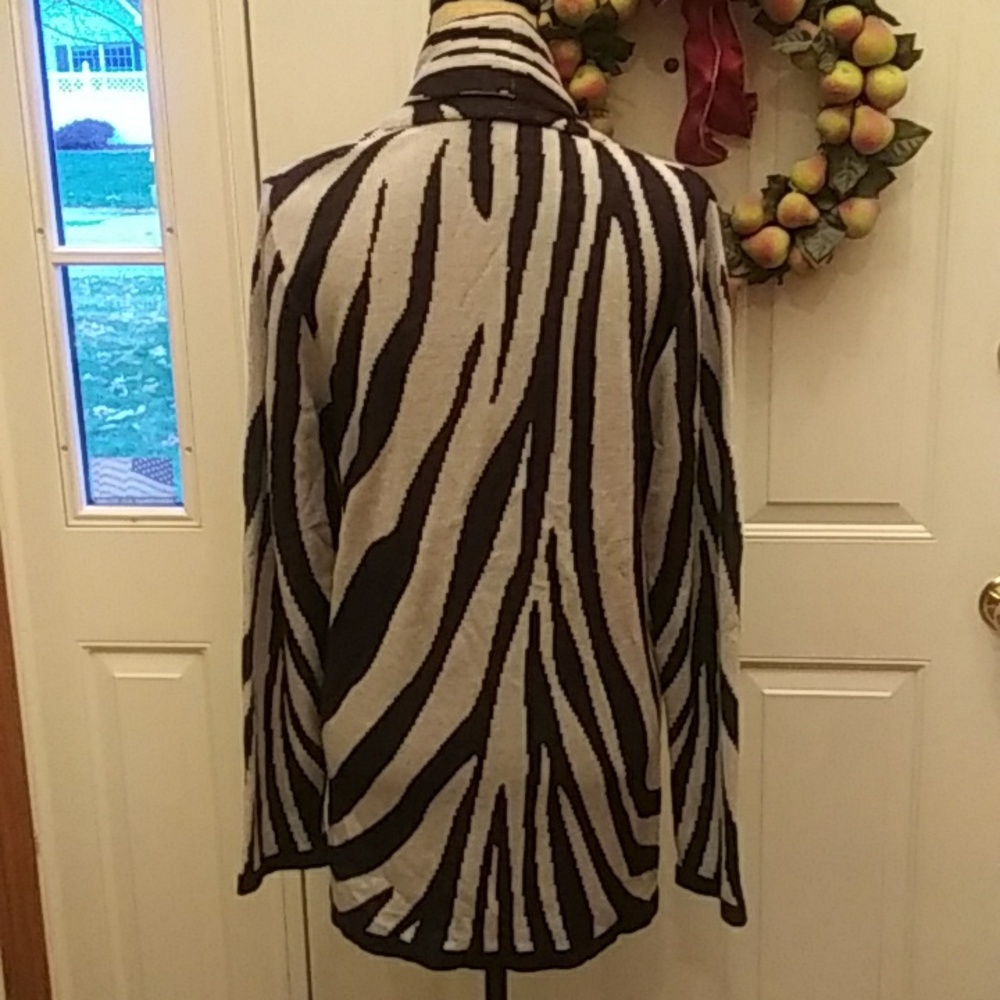 Dana Buchman Zebra Print Open Front Cardigan, Guc - image 2